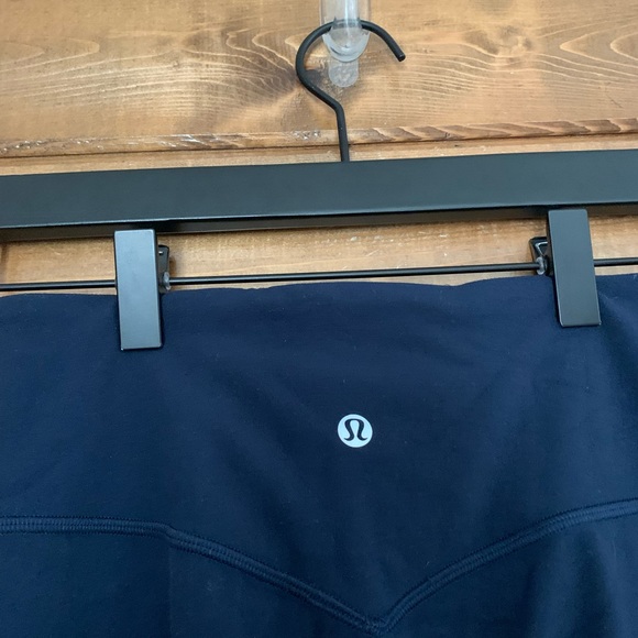 Lululemon True Navy Align Jogger Crop *23" - Picture 4 of 5